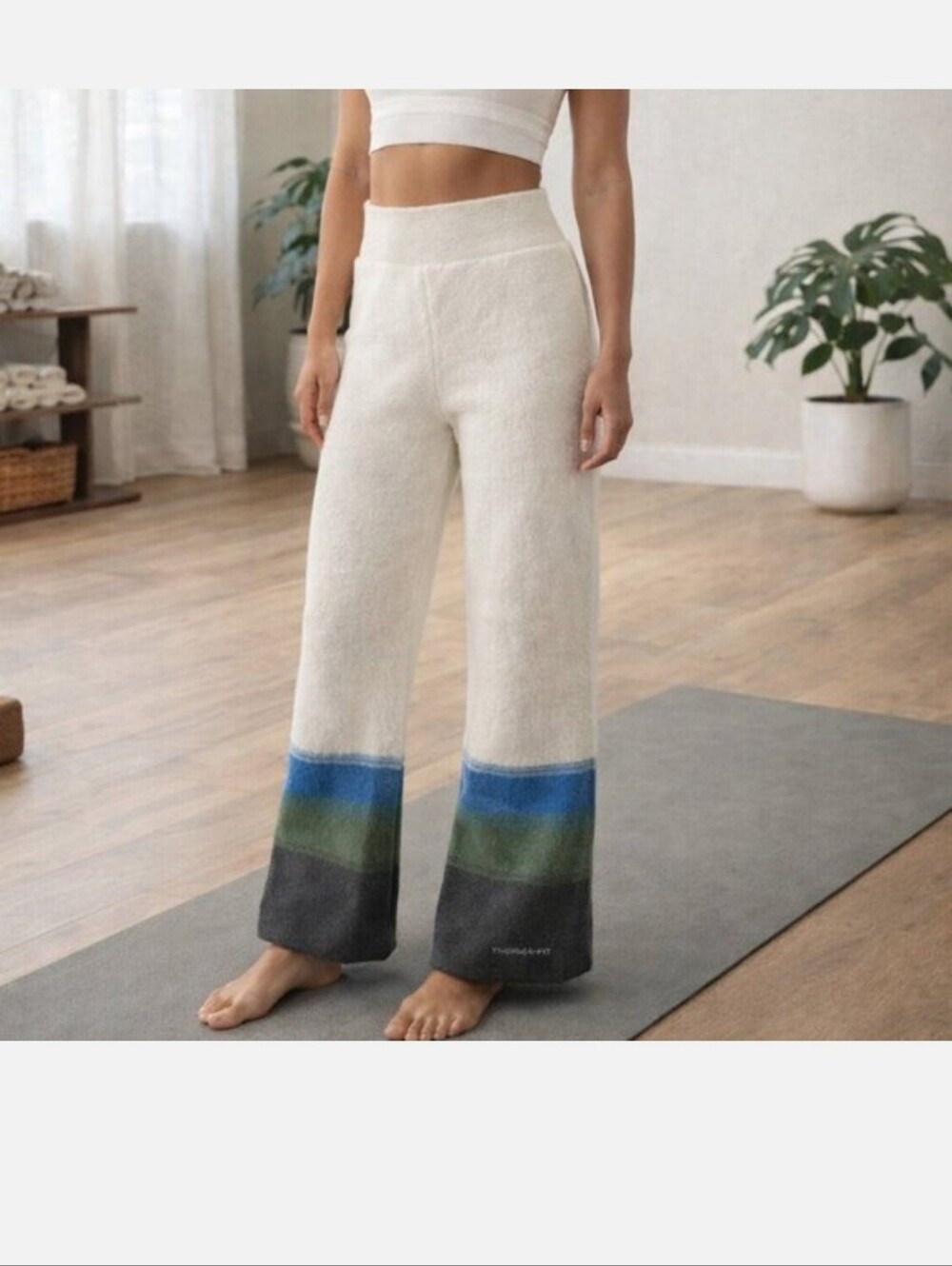Nike Yoga Therma-FIT ADV 98% Wool Pants Cream Striped Hem High Waist Slim Fit XS